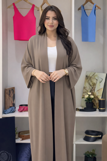 Kimono Élégance : La pièce essentielle pour une allure royale
