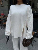 Ensemble noir ample avec ourlet contrastant