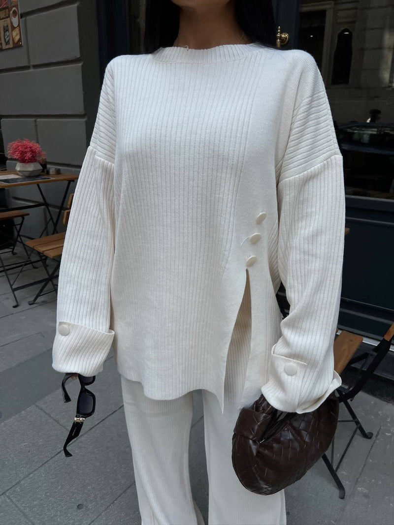 Ensemble noir ample avec ourlet contrastant