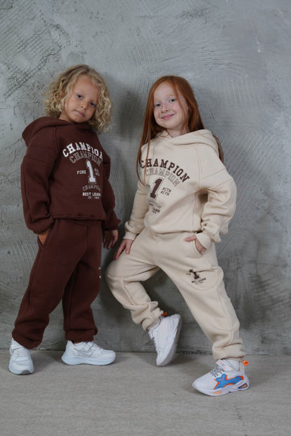 (REF 07) Ensemble chaud – Sweat et pantalon Champion