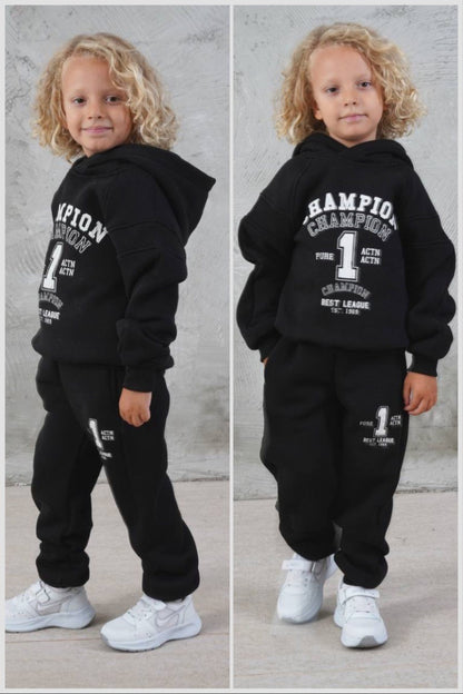 (REF 07) Ensemble chaud – Sweat et pantalon Champion